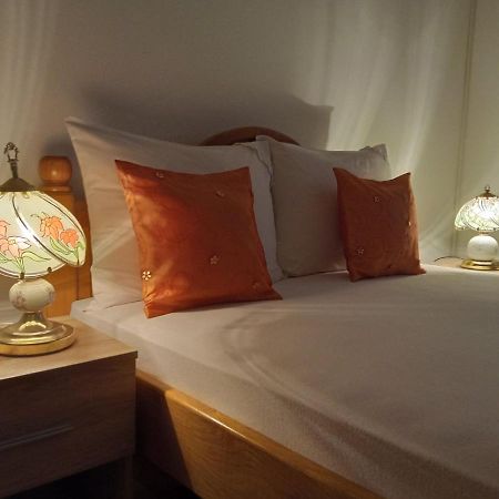 Apartman Andelina วรินรัชกา บานยา ภายนอก รูปภาพ