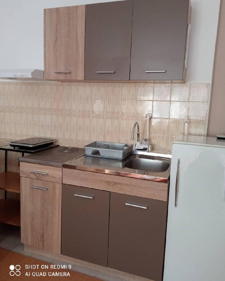 Apartman Andelina วรินรัชกา บานยา ภายนอก รูปภาพ